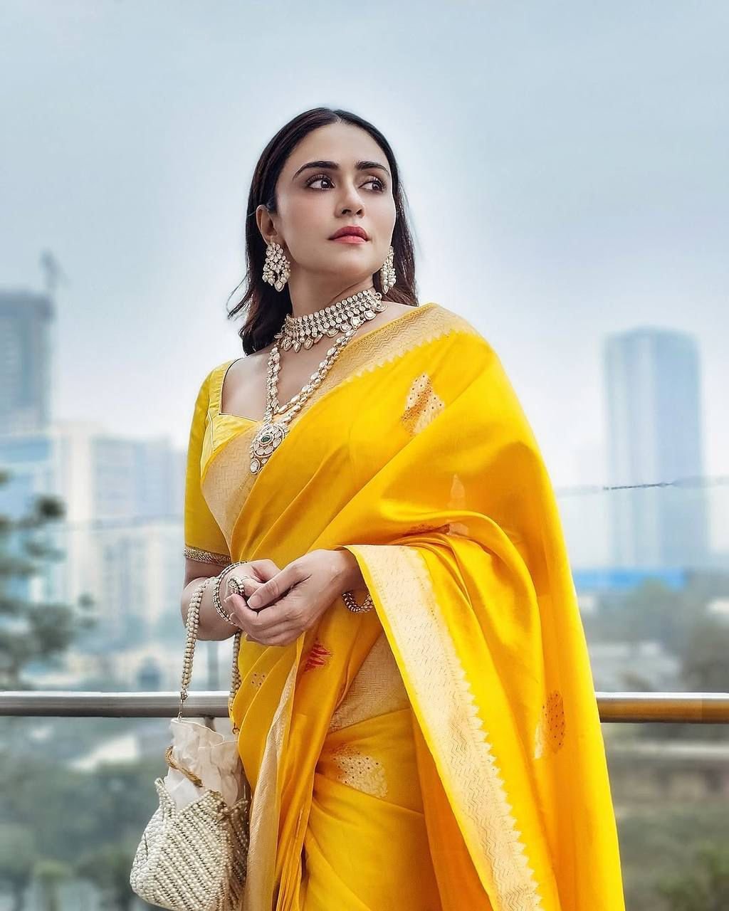 Soft Lichi Silk Art Silk Jacquard Border Saree – Running Blouse image 2