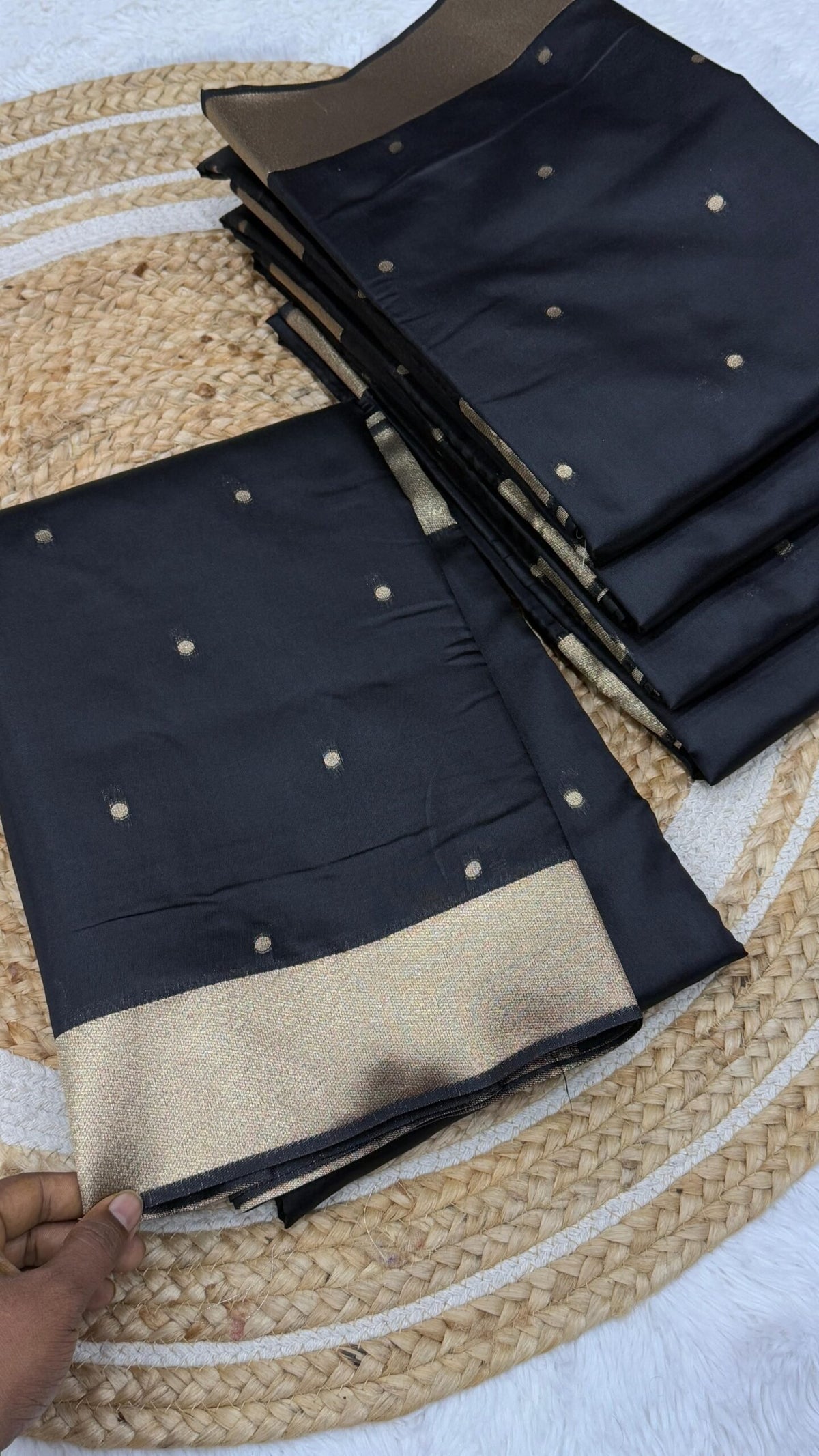 Soft Premium Katan Silk Saree with Zari Rich Pallu & Tissue Pattern Blouse image 10