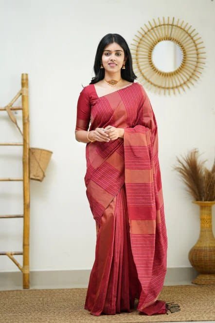 Soft Lichi Silk Saree with Rich Pallu & All Over Jacquard Work image 1