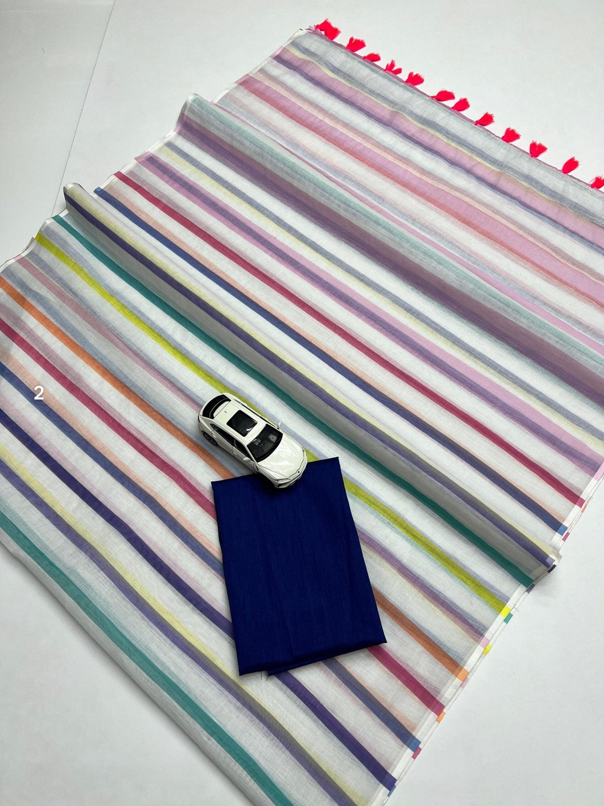 Plain Linen Saree with Digital Print & Fumka Latkan | With Bangaloiry Satin Blouse image 25
