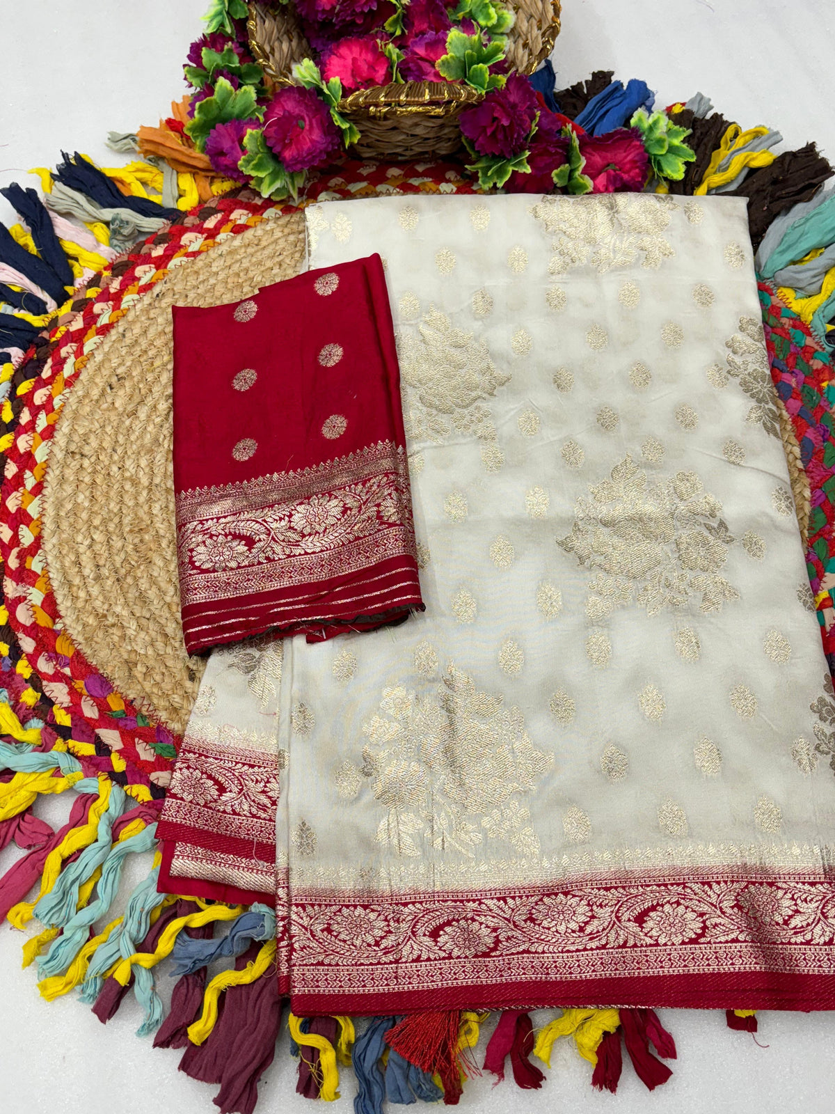 Dola Chap Dye Silk Saree with Contrast Border & Tussels | Patrika Chap | Matching Dola Silk Blouse