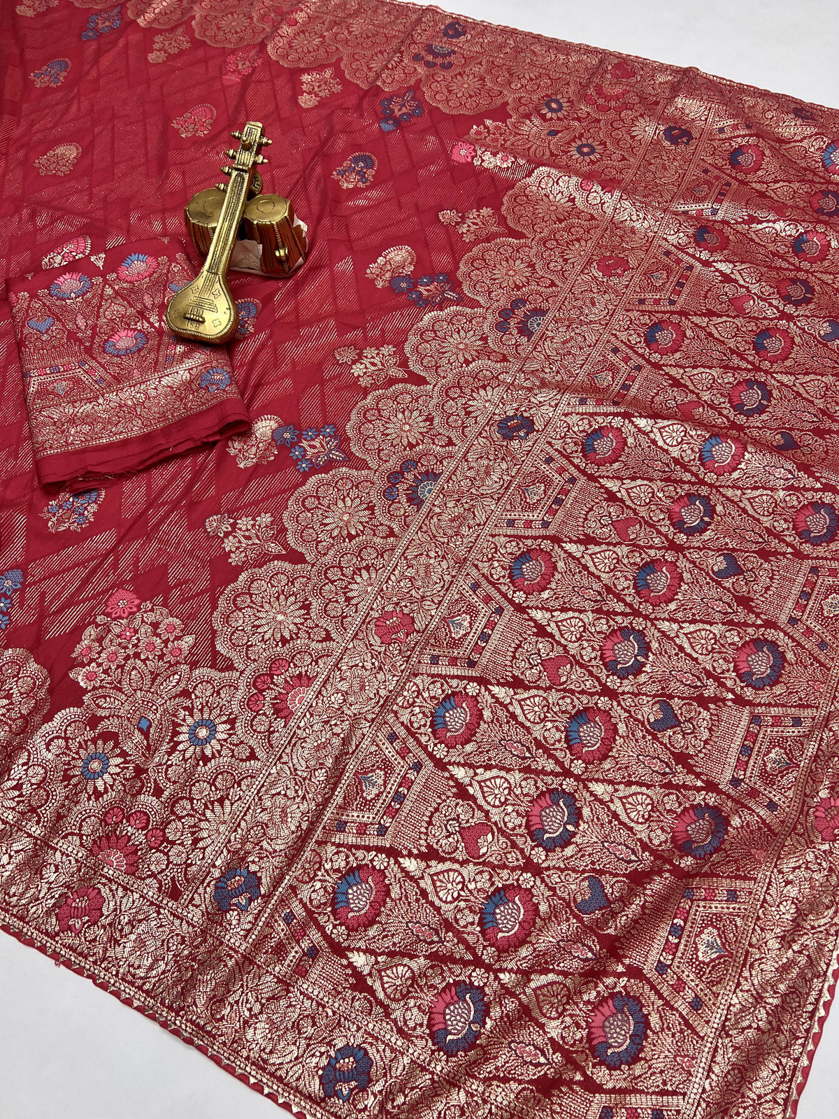 RAIMBO Soft Dolla Viscose Silk Saree with Zari Weaving & Piping Lace Border