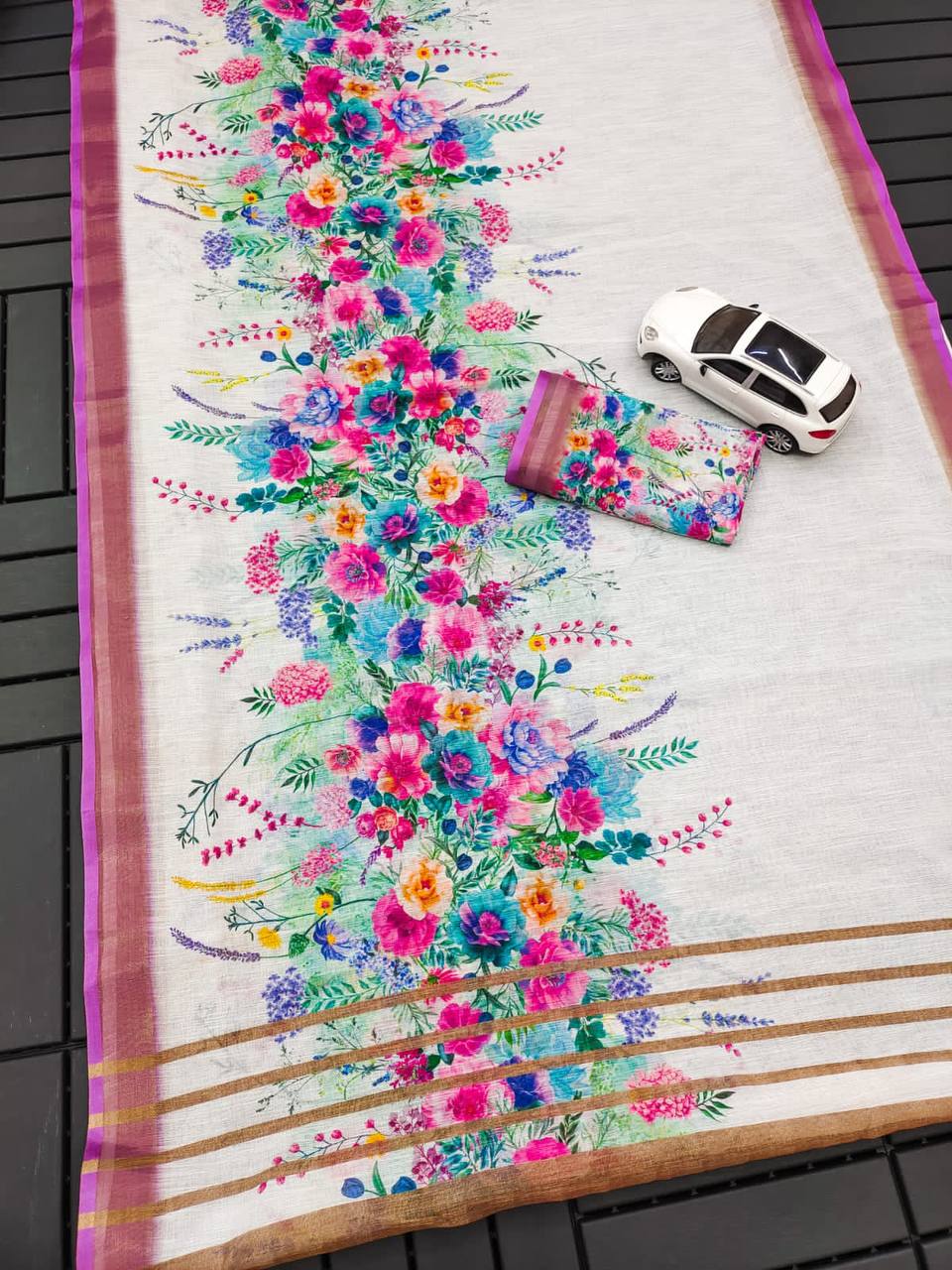 Linen Saree with Gold Jari Border & Digital Print | Elegant Daily & Festive Wear