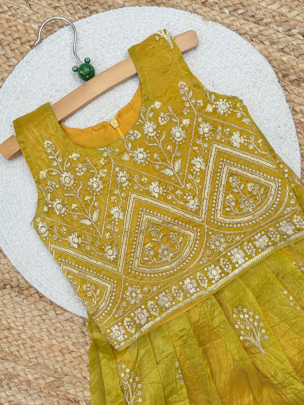 Kids Designer Lahenga Choli – Gold Crush Embroidery Work | Festive & Party Wear