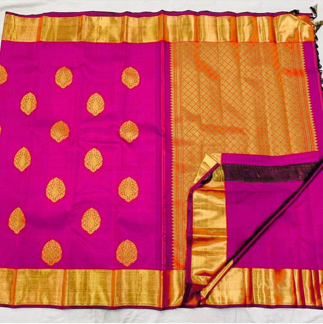 Soft Lichi Silk Saree with Rich Pallu & Jacquard Work