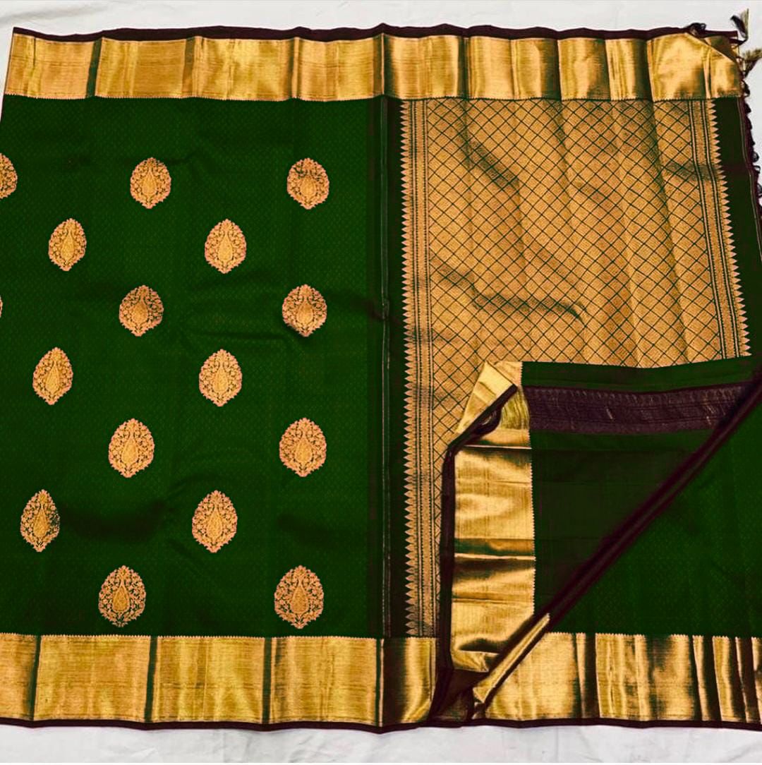 Soft Lichi Silk Saree with Rich Pallu & Jacquard Work