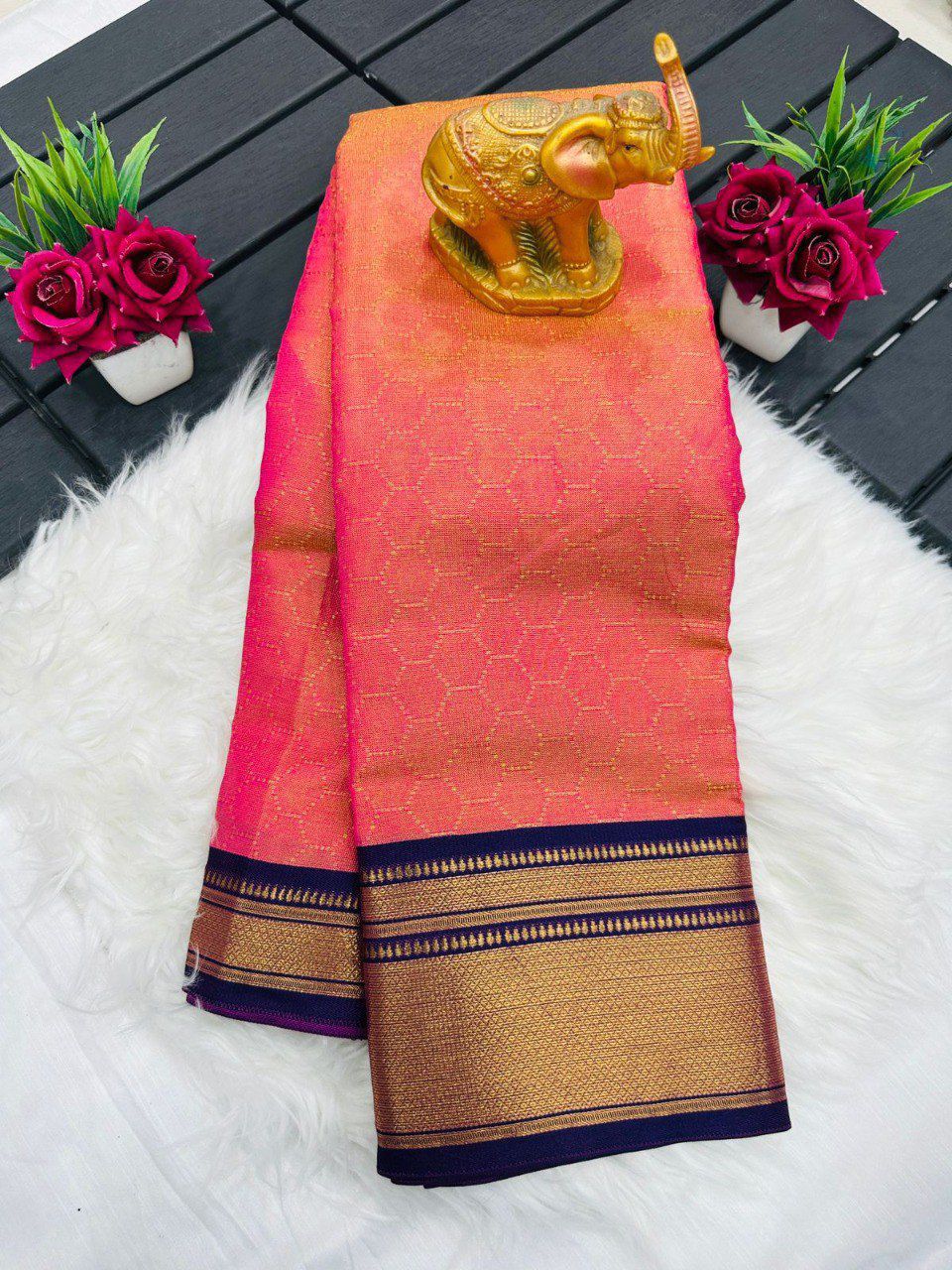 Kanchivaram Silk Saree – Pure Mercerised Silk with Exclusive Zari Checks & Contrast Blouse