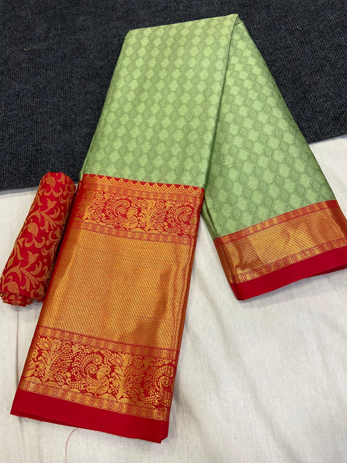 Aura Pure Mercerised Cotton Silk Saree – Exclusive Self-Design Border
