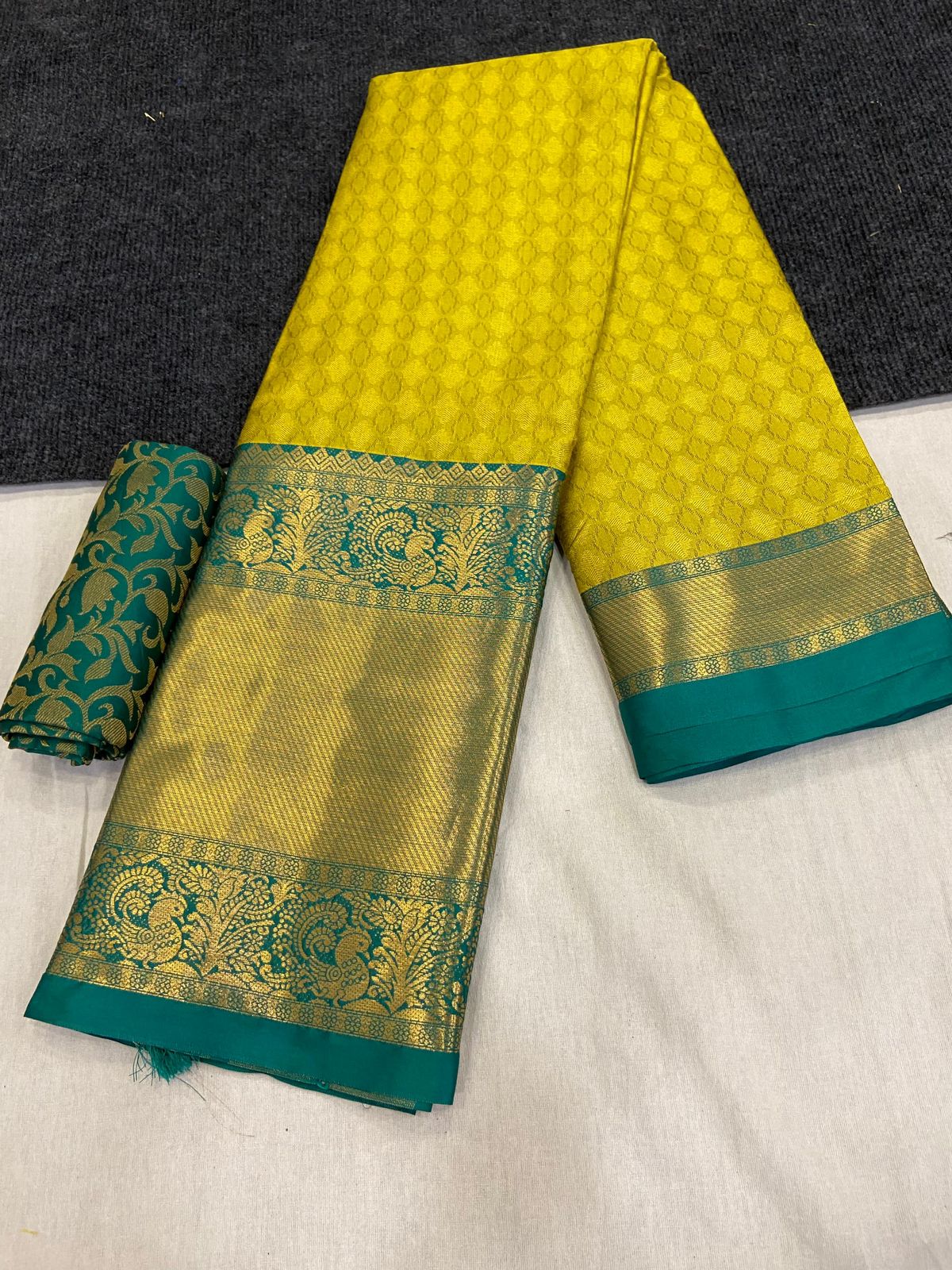 Aura Pure Mercerised Cotton Silk Saree – Exclusive Self-Design Border