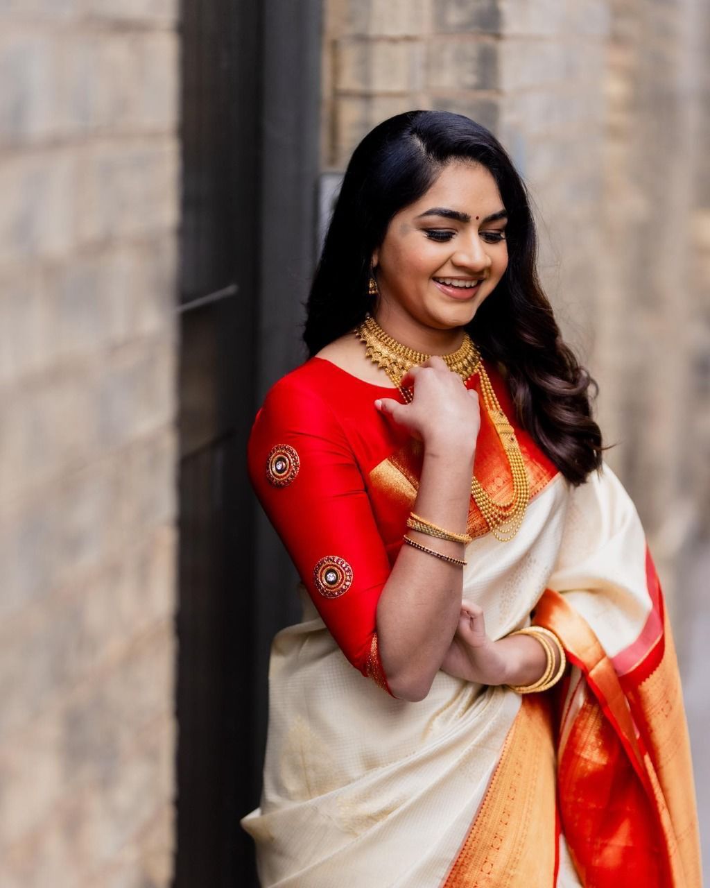 Elegant Soft Lichi Silk Saree with Rich Jacquard Border