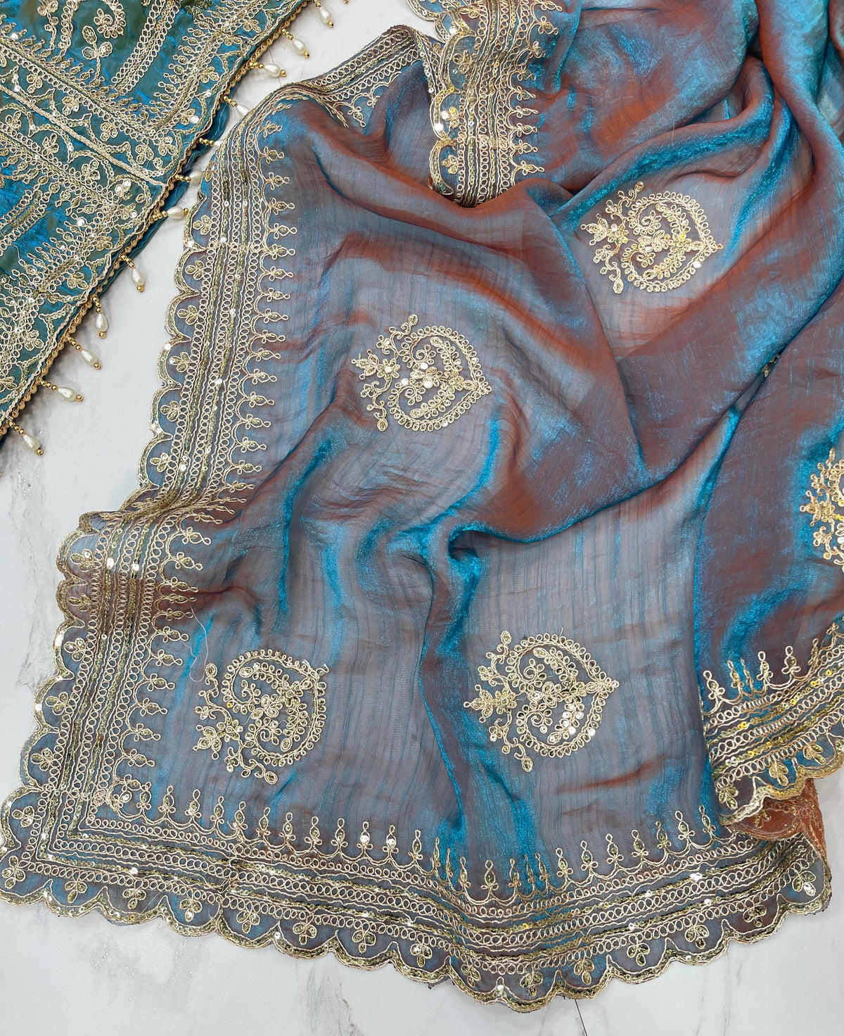 Elegant Fendy Chiffon Two-Tone Saree with 3mm Sequence Cording & Embroidery