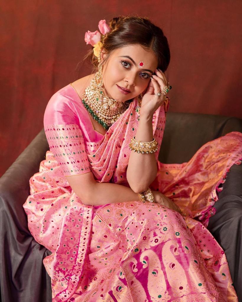 Soft Lichi Silk Saree with Rich Pallu & Jacquard Work – Contrast Blouse | Premium Quality
