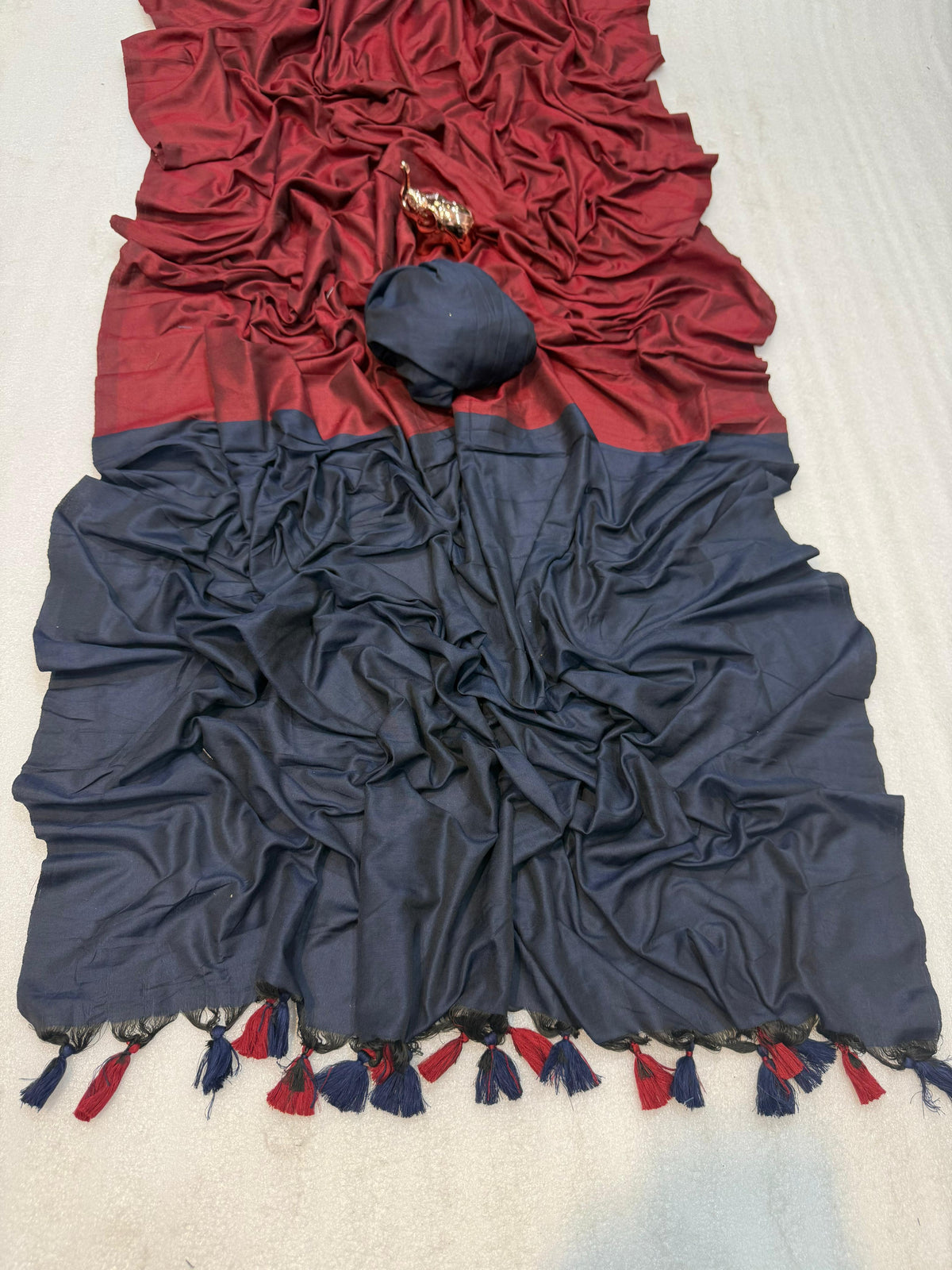 Mal Cotton Saree with Contrast Blouse & Pallu | Beautiful Latkans | Premium Quality