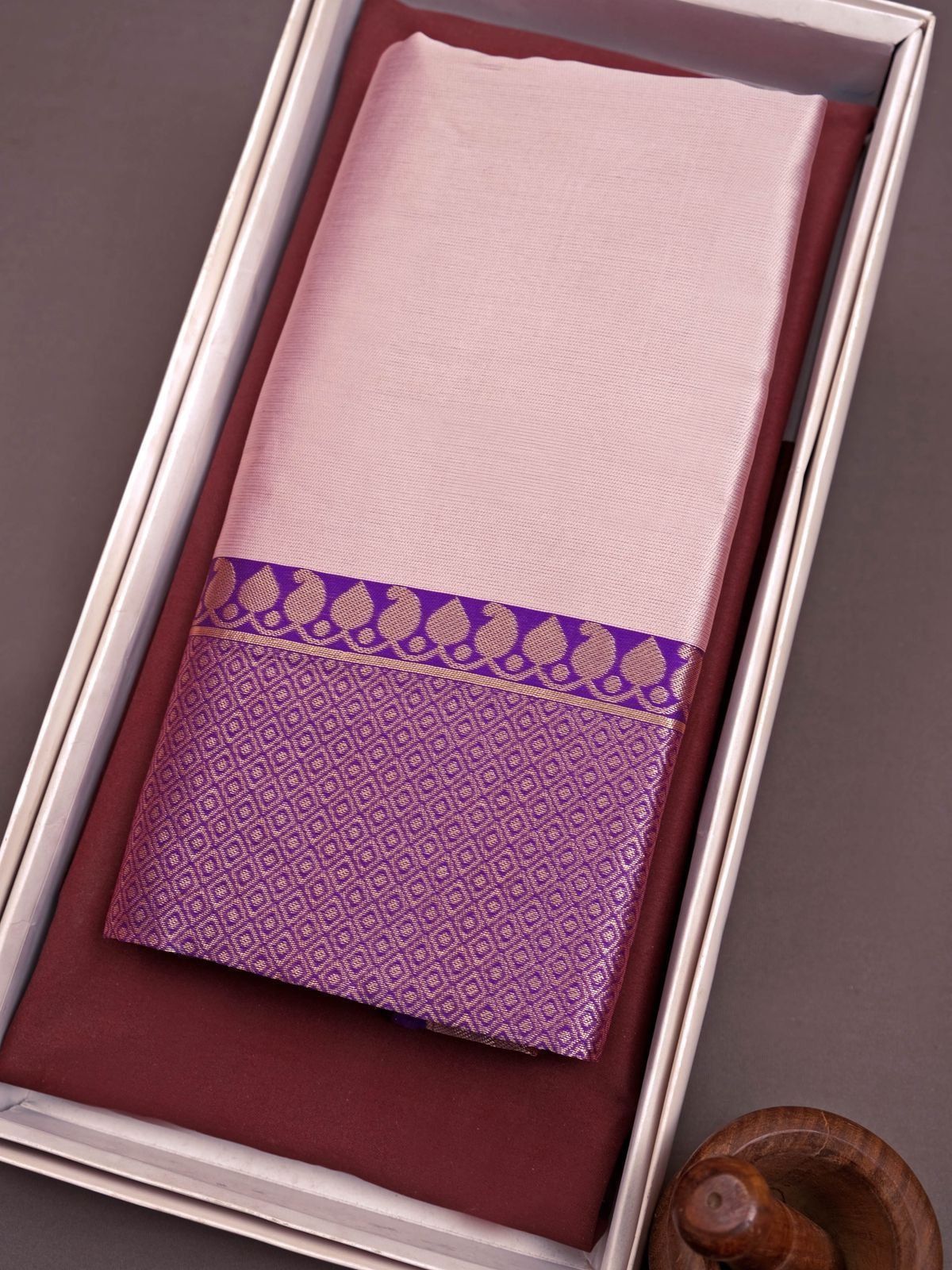 Elegant Soft Lichi Silk Saree with Jacquard Border image 7
