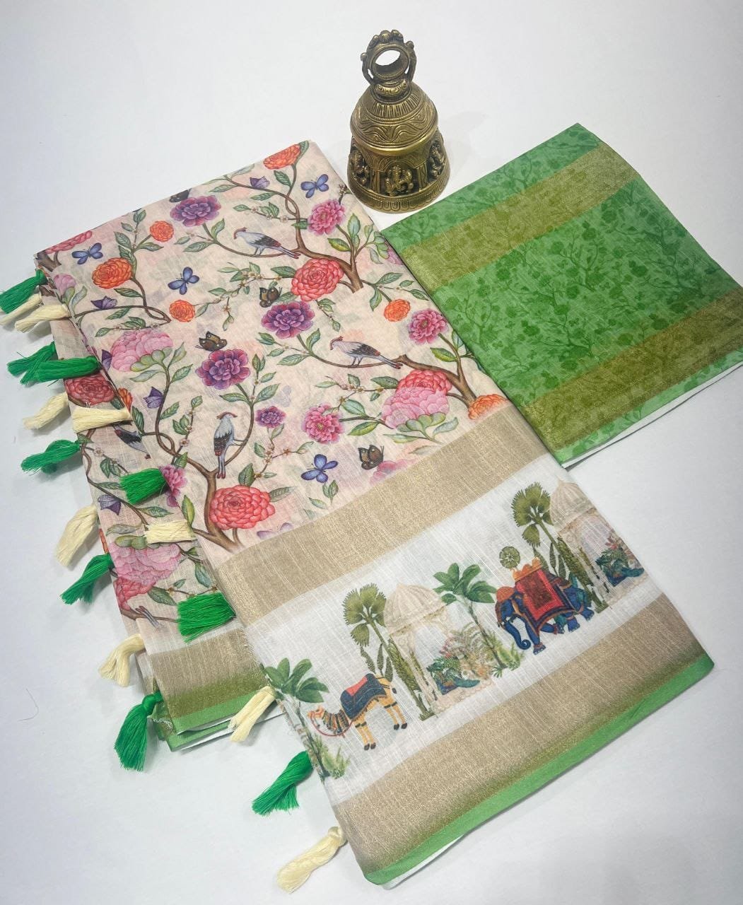 Elegant Gold Linen Saree with 3 Weaving Patta & Digital Print | Latkan Detail | With Blouse image 7