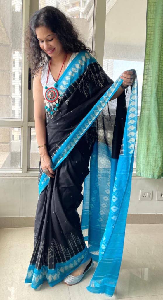Elegant Plain Linen Saree with Digital Print & Blouse image 14
