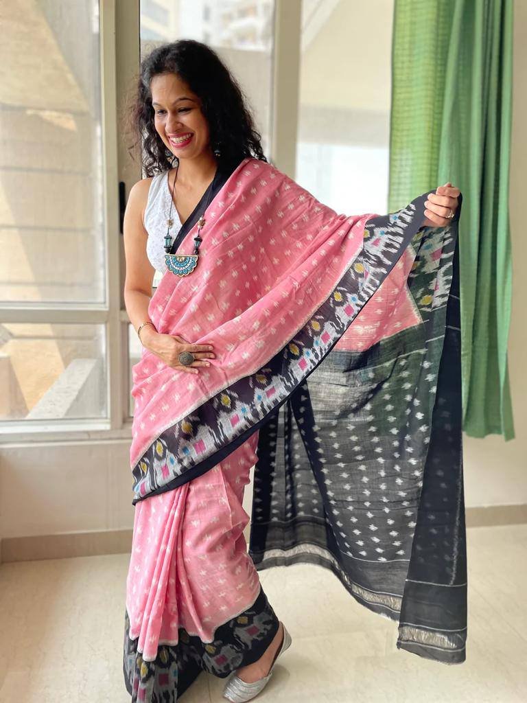 Elegant Plain Linen Saree with Digital Print & Blouse image 8