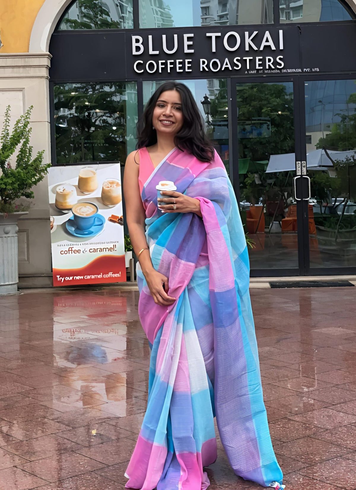 Minimalist Plain Linen Saree with Delicate Digital Print & Stylish Fumka Latkan – With Bangalori Satin Blouse image 0