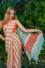 Plain Linen Saree with Digital Print & Fumka Latkan | With Bangaloiry Satin Blouse image 2