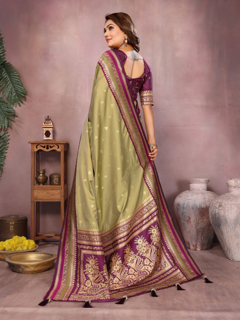 Sndar - Pure Handloom Kalamkari Silk Saree with Zari Border & Grand Pallu | Premium Sustainable Fashion