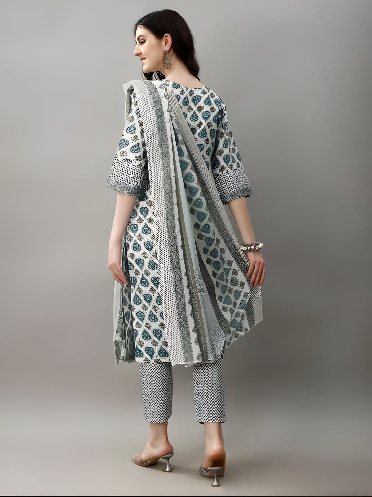 Viha Green Printed Kurti with Pant & Dupatta Set | Biscuit Cotton | Premium Festive Wear