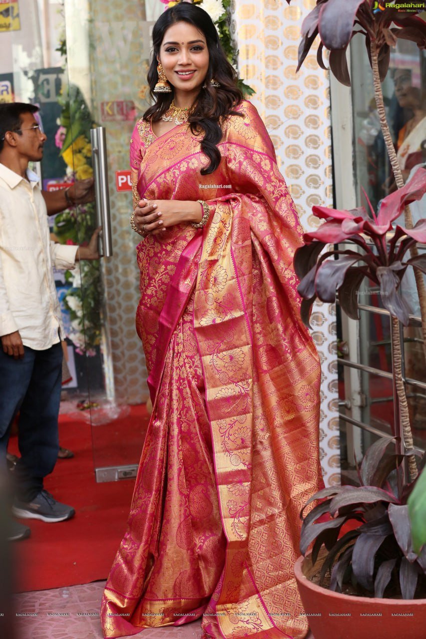 Elegant Soft Lichi Silk Saree with Rich Jacquard Work image 6
