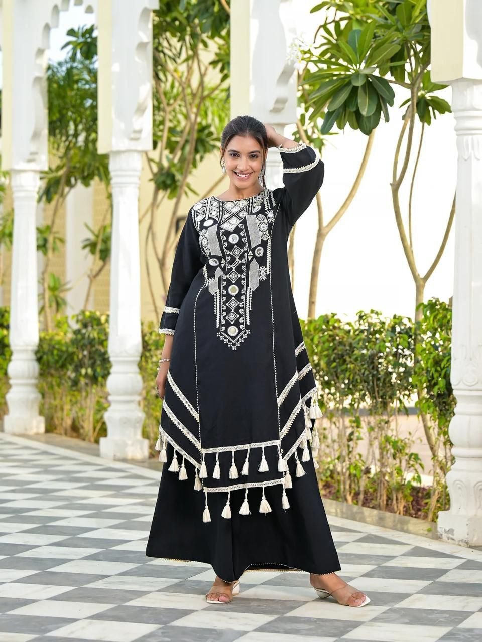 Elegant Reyon Cotton 2-Piece Set with Real Mirror Work image 0