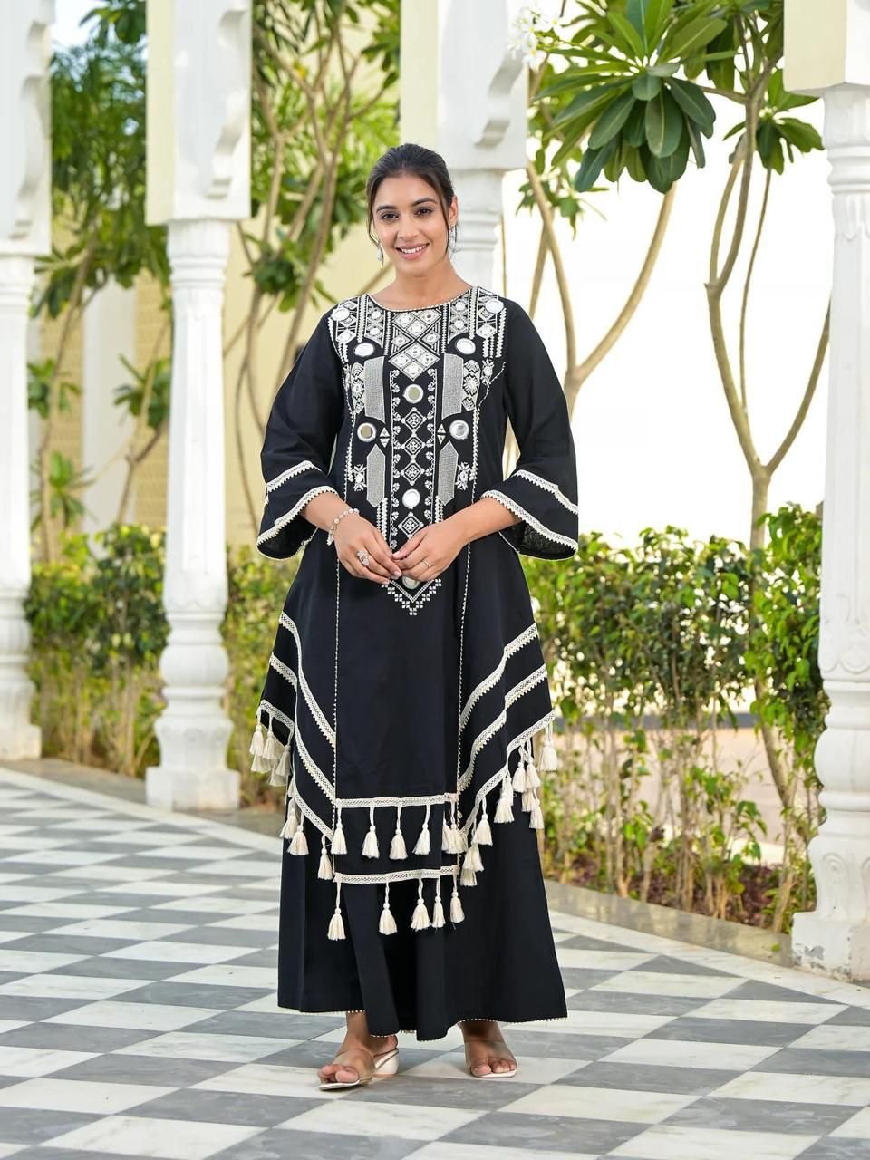 Elegant Reyon Cotton 2-Piece Set with Real Mirror Work image 12