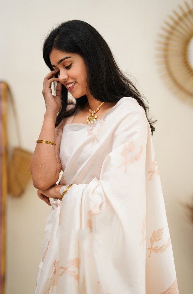 Banarasi Soft Lichi Silk Saree with Rich Jacquard Weaving image 4
