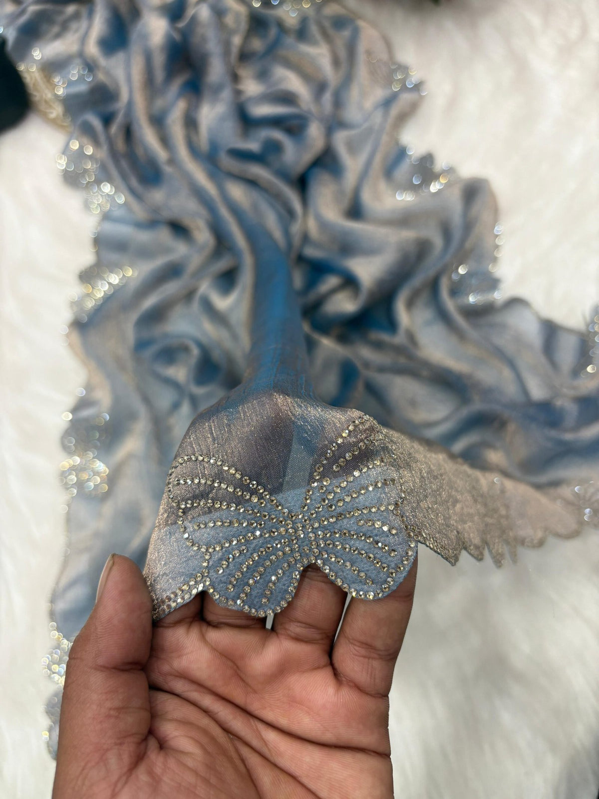 Fandy Chiffon Silk Saree with Butterfly Concept & Diamond Border image 4