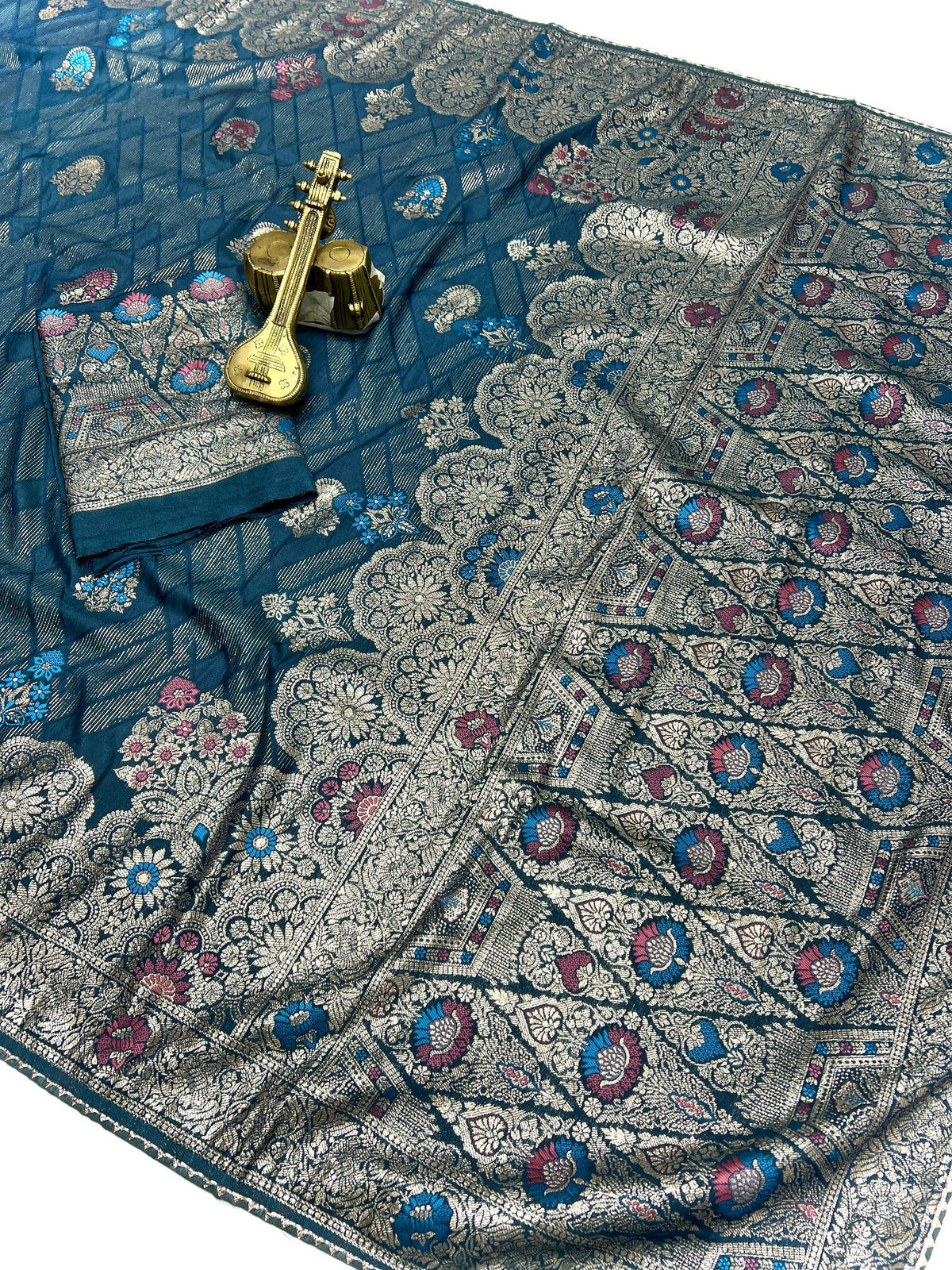 RAIMBO Soft Dolla Viscose Silk Saree with Zari Weaving & Piping Lace Border