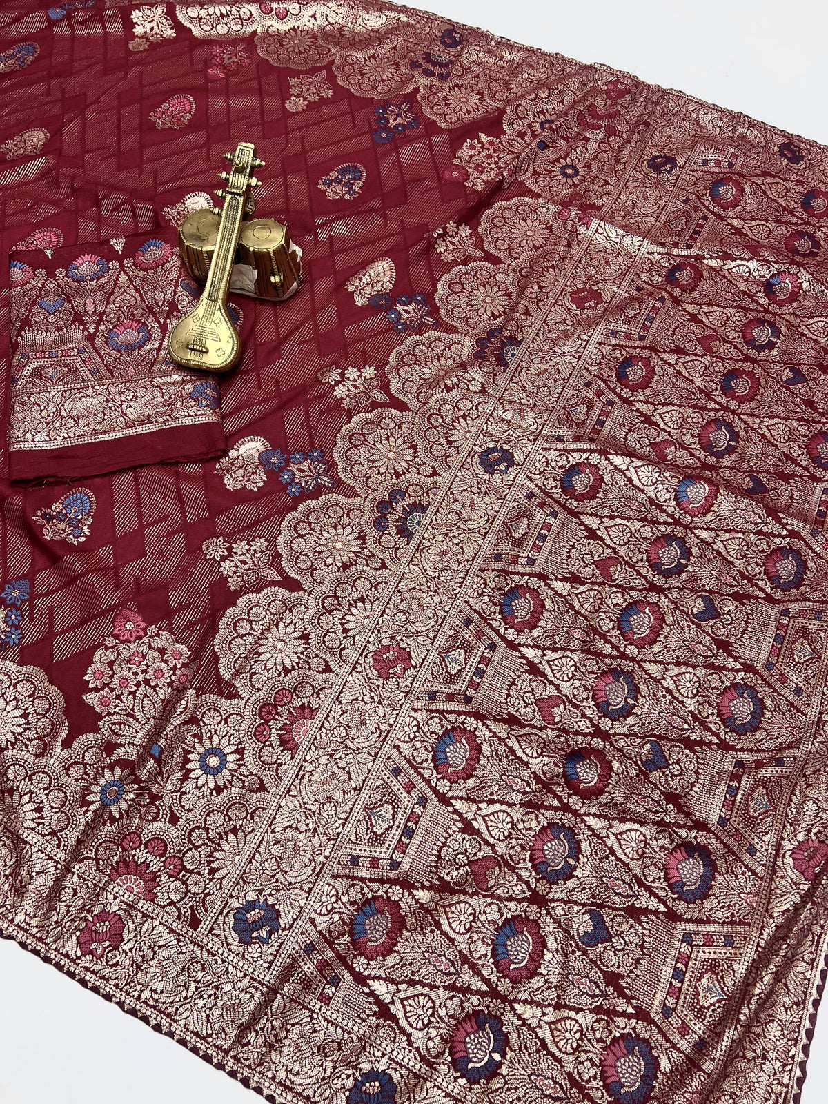 RAIMBO Soft Dolla Viscose Silk Saree with Zari Weaving & Piping Lace Border