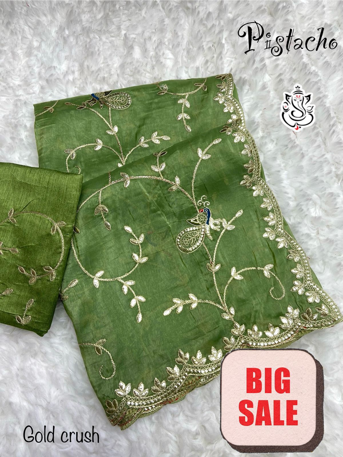 Exclusive Gold Crush Gotapatti Zaal Saree with Peacock Butta & Cutwork Border