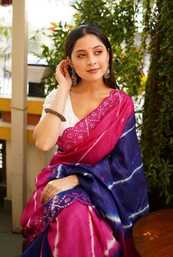 Plain Linen Saree with Mirror & Digital Print Work + Bangalory Satin Blouse - Magenta Pink image