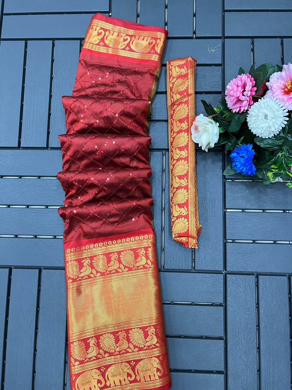 Narayan Pet Cotton Saree with Zari Weaving & Sequence Work image 7