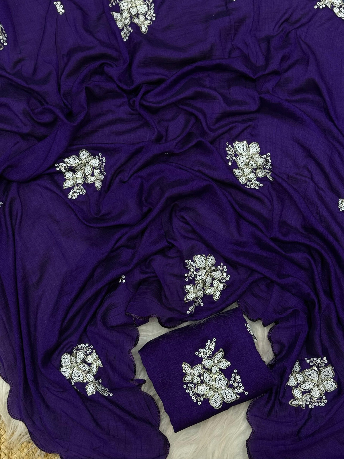 Elegant Two-Tone Vichitra Silk Saree with Sequin Work and Arco Border image 9