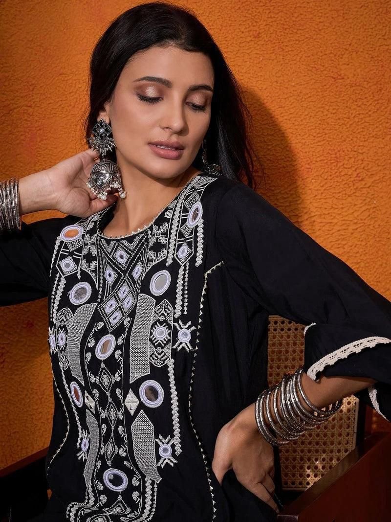 Elegant Reyon Cotton 2-Piece Set with Real Mirror Work image 5